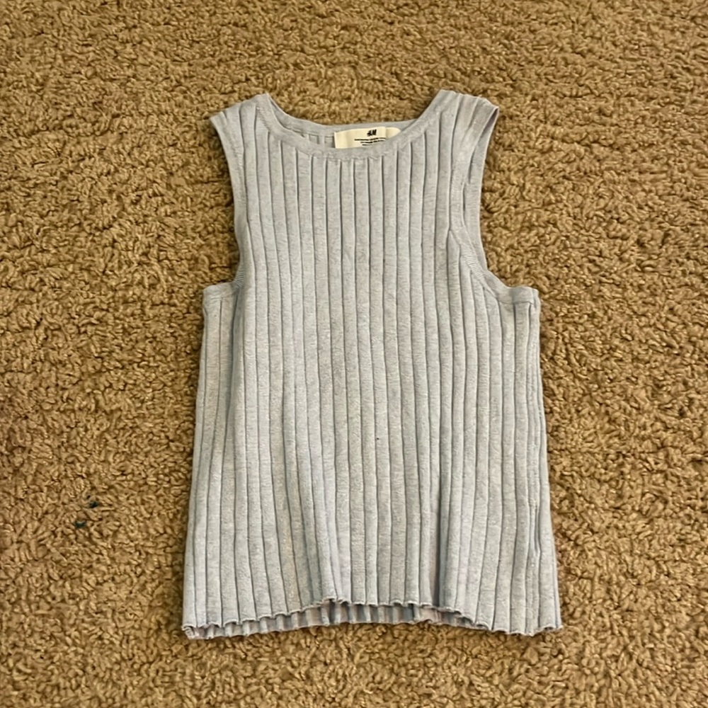 Ribbed light blue tank top!